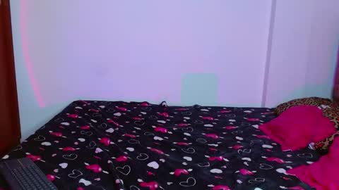 Snapshot of emysofia chatting on March 2026 04:36:01 AM SOFI online show from March 2026 04:36:01 AM