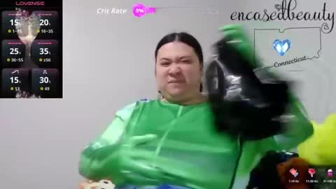 Snapshot of encasedbeauty chatting on December 2025 11:21:02 PM Ela online show from December 2025 11:21:02 PM