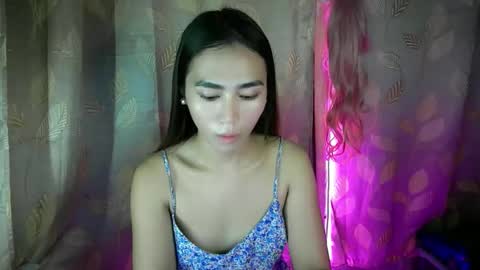   Nikki Shane  online show from October 2025 04:44:01 AM