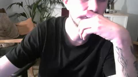 3from Desire online show from December 2025 10:06:02 PM