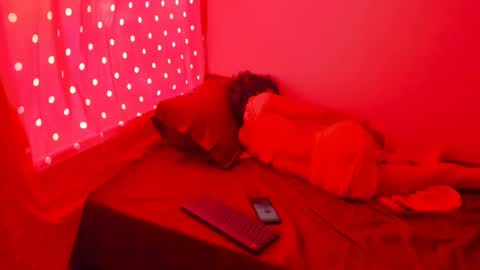 engel20042001 online show from December 2024 11:29:02 AM