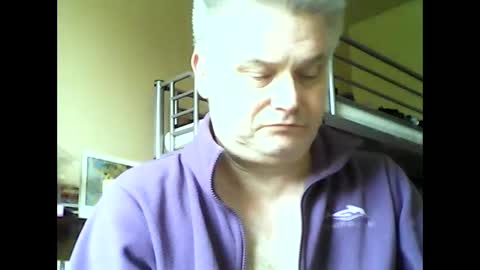 englishguysurrey online show from March 2025 12:20:01 PM