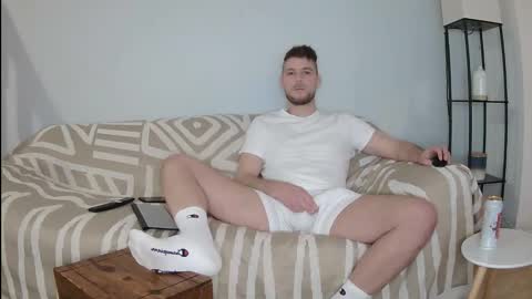 Englishladxxx online show from April 2026 08:39:01 PM