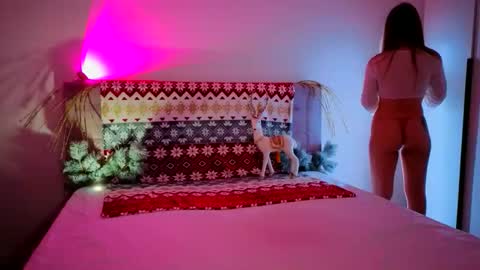 enjoyeverymoment_ online show from December 2025 07:10:01 PM