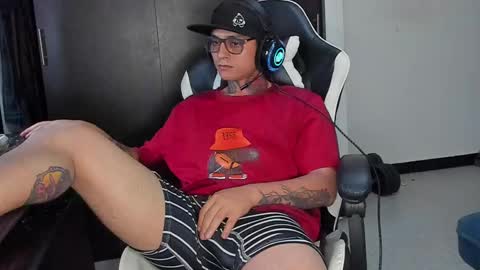 enjoymycock99 online show from March 2025 06:23:02 PM