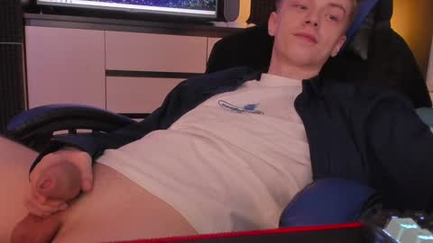 Enker online show from December 2024 11:34:01 PM