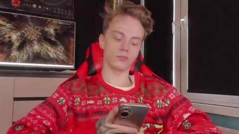 Enker online show from December 2025 10:35:01 AM