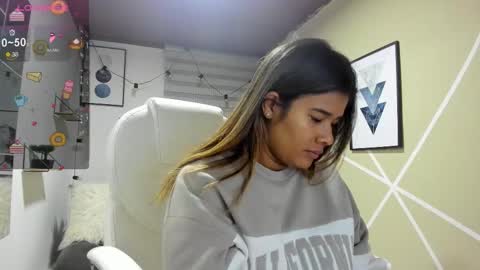 Enma clark online show from November 2025 02:32:02 AM