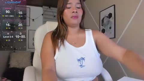 Snapshot of enma_clark chatting on July 2026 05:12:02 AM Enma clark online show from July 2026 05:12:02 AM