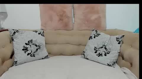 EnticingAmy online show from April 2026 07:39:01 AM