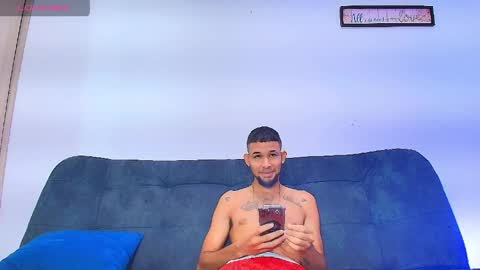 Snapshot of enyel_100 chatting on April 2026 02:15:01 AM enyel_100 online show from April 2026 02:15:01 AM
