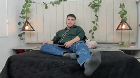 ENZO online show from November 2025 02:38:02 PM