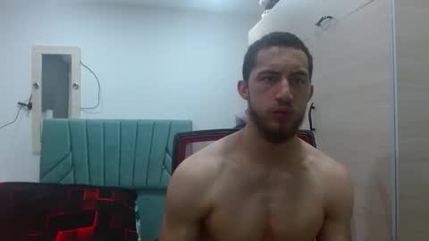 enzo_savage online show from October 2025 06:31:01 PM
