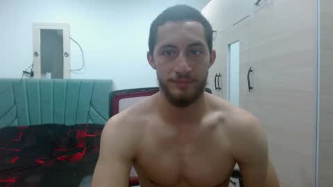 enzo_savage online show from October 2025 07:34:02 PM