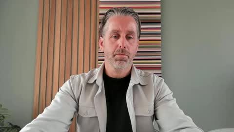 Snapshot of enzoenzo7 chatting on April 2026 10:00:01 AM Enzos Massive Cock online show from April 2026 10:00:01 AM