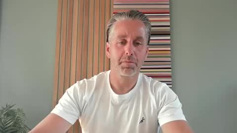 Snapshot of enzoenzo7 chatting on May 2026 07:49:02 AM Enzos Massive Cock online show from May 2026 07:49:02 AM