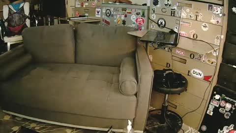 Snapshot of enzosolo12 chatting on January 2025 10:11:01 AM enzosolo12 online show from January 2025 10:11:01 AM