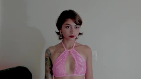 Leyla online show from March 2025 12:33:02 PM