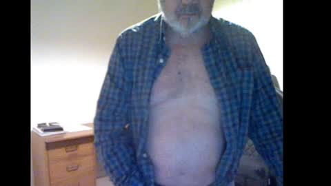 erasmus_d online show from January 2025 06:33:02 PM