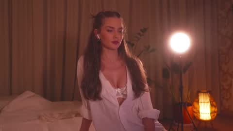 Snapshot of erelima chatting on December 2025 11:20:02 PM Ana Marie online show from December 2025 11:20:02 PM