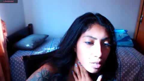 sofia online show from November 2025 08:19:01 PM