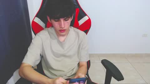 eren_tatakae online show from December 2024 10:54:02 PM