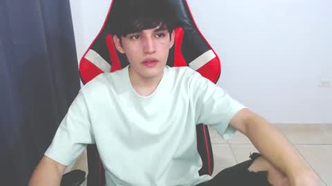 eren_tatakae online show from December 2024 12:07:01 AM