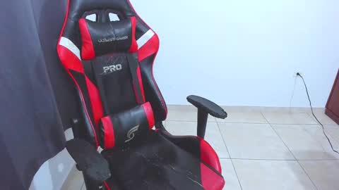 eren_tatakae online show from October 2025 01:57:01 AM