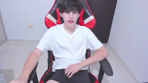 eren_tatakae online show from February 2026 03:16:02 AM