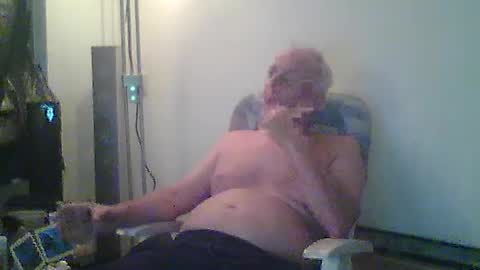Snapshot of eric204 chatting on July 2026 06:23:01 PM Eric online show from July 2026 06:23:01 PM