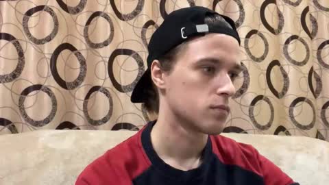 Snapshot of eric_blond chatting on October 2025 05:12:01 PM Eric online show from October 2025 05:12:01 PM