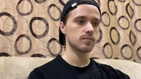 Snapshot of eric_blond chatting on November 2025 04:52:02 PM Eric online show from November 2025 04:52:02 PM