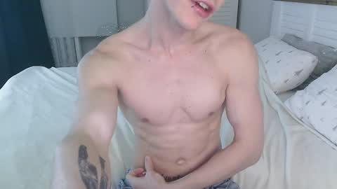 Eric Crush online show from January 2025 03:43:02 AM