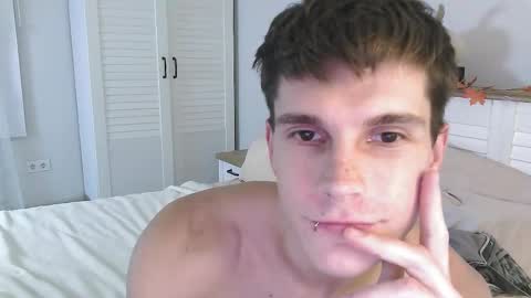 Eric Crush online show from October 2025 04:15:02 PM