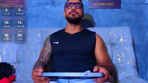 Brayan online show from October 2025 01:26:01 AM