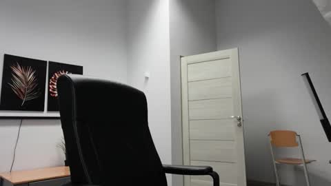    online show from September 2025 12:28:02 PM