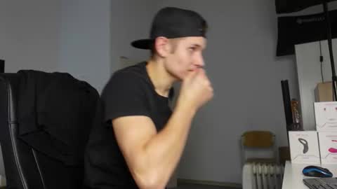    online show from September 2025 07:28:01 PM