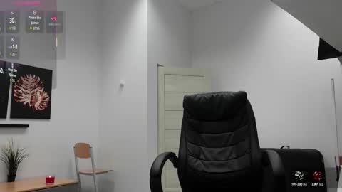    online show from October 2025 01:52:01 PM