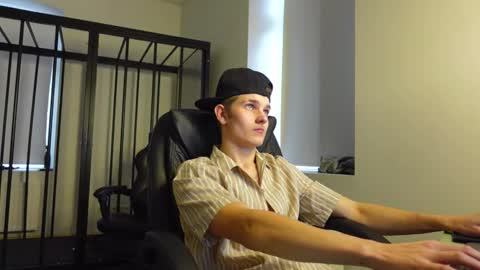    online show from October 2025 12:15:01 PM