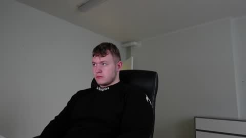    online show from October 2025 01:26:02 PM