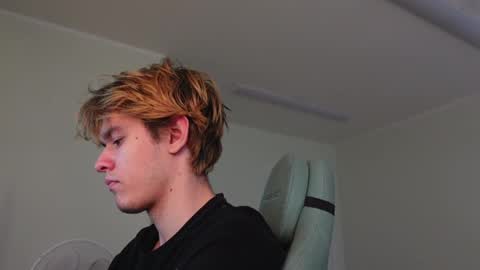    online show from November 2025 09:12:02 AM