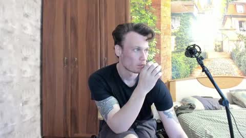 Eric online show from September 2025 05:43:02 AM