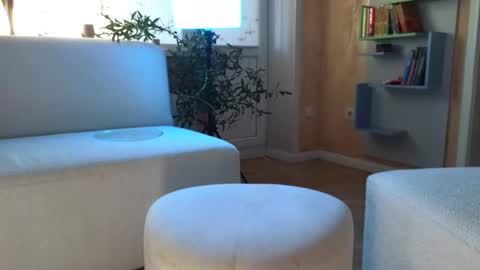 Call me Erica online show from February 2025 03:39:02 AM