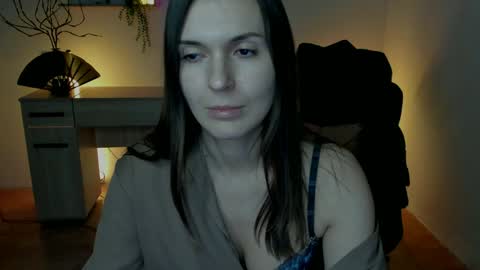 Snapshot of ericapowers chatting on December 2024 11:05:02 AM EricaPowers online show from December 2024 11:05:02 AM