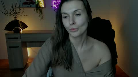 Snapshot of ericapowers chatting on December 2024 10:38:02 AM EricaPowers online show from December 2024 10:38:02 AM
