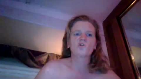 Snapshot of ericas080625 chatting on October 2025 11:05:01 PM EazyE MattyDaddy online show from October 2025 11:05:01 PM