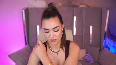 Snapshot of ericasin chatting on July 2026 04:35:02 PM Erica online show from July 2026 04:35:02 PM