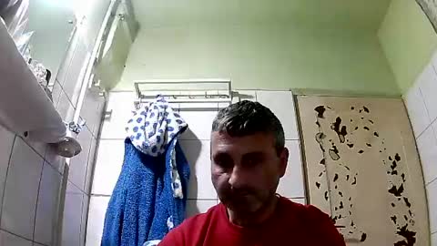 Snapshot of ericboy32 chatting on December 2024 09:08:01 PM eric online show from December 2024 09:08:01 PM