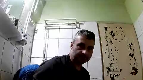 Snapshot of ericboy32 chatting on January 2025 10:59:01 PM eric online show from January 2025 10:59:01 PM