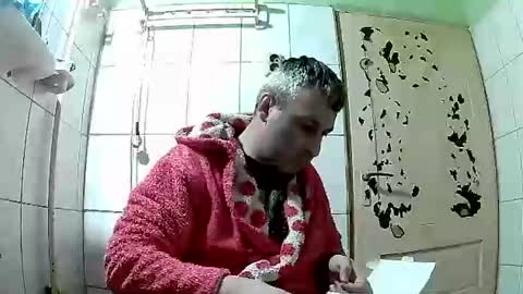 Snapshot of ericboy32 chatting on January 2025 10:34:02 AM eric online show from January 2025 10:34:02 AM